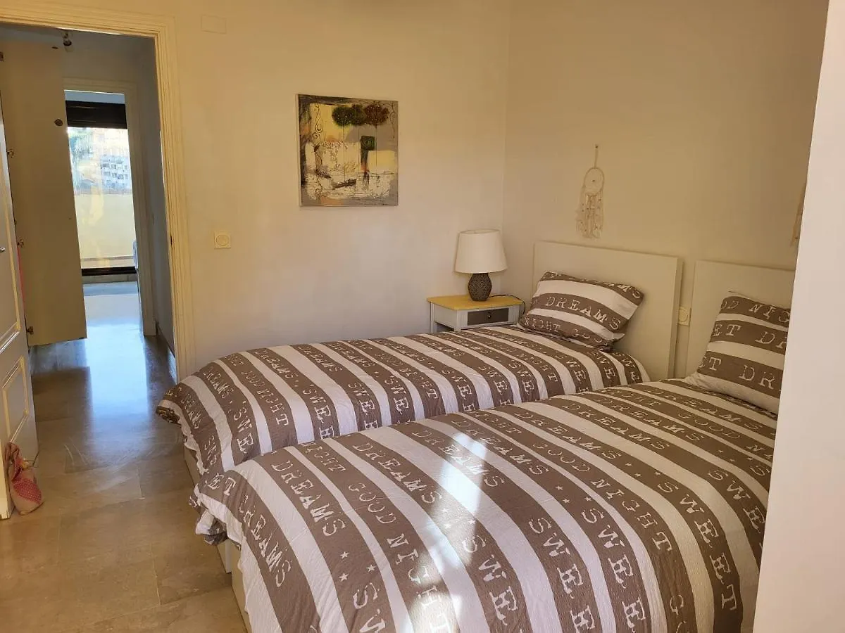 Precioso Apartamento, Todo Equipado, Con Piscinas Manilva