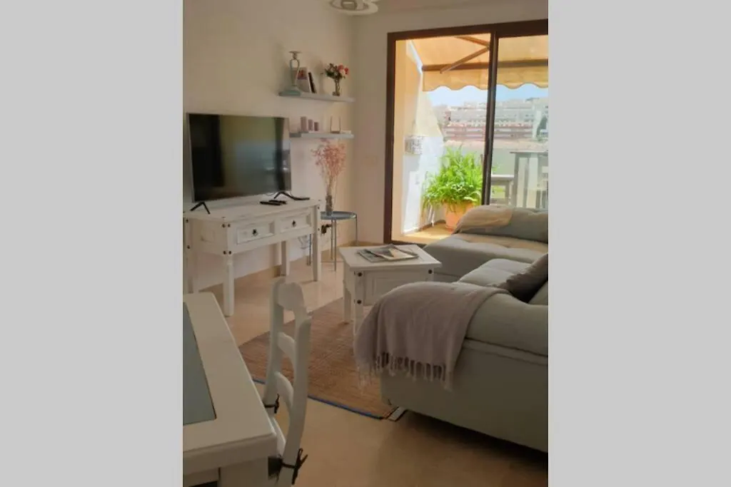 Precioso Apartamento, Todo Equipado, Con Piscinas Manilva